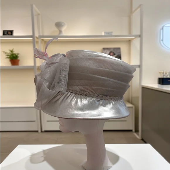Women's Silver Hat with Floral Design